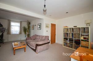 Picture #8 of Property #1007443641 in Wycliffe Road, Bournemouth BH9 1JP