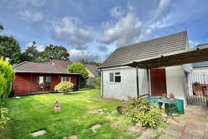 Picture #1 of Property #1008628041 in Burnbake Road, Verwood BH31 6ER