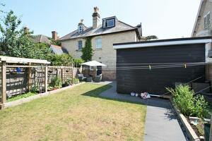 Picture #0 of Property #1009592631 in Kingsbridge Road, Poole BH14 8TL