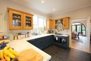 Picture #3 of Property #1017952641 in Roslin Road, Bournemouth BH3 7JB