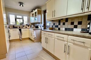 Picture #5 of Property #1020638631 in Sandy Lane, St Ives BH24 2LQ