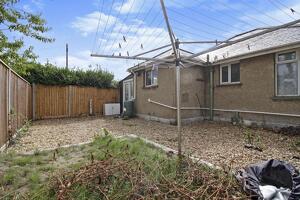 Picture #14 of Property #1022289621 in Calmore Road, Totton, Southampton SO40 8GN
