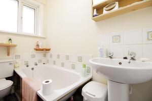 Picture #8 of Property #1022289621 in Calmore Road, Totton, Southampton SO40 8GN