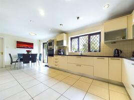 Picture #5 of Property #1022438541 in Stouts Lane, Bransgore, Christchurch BH23 8AG