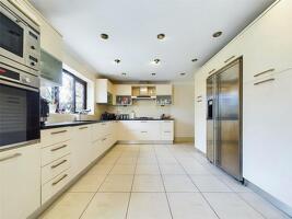 Picture #7 of Property #1022438541 in Stouts Lane, Bransgore, Christchurch BH23 8AG