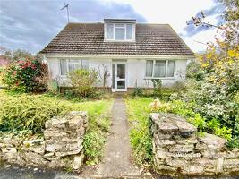 Picture #0 of Property #1022648541 in Falcon Drive, Mudeford, Christchurch BH23 4BA