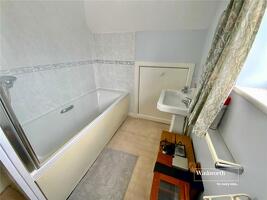 Picture #11 of Property #1022648541 in Falcon Drive, Mudeford, Christchurch BH23 4BA