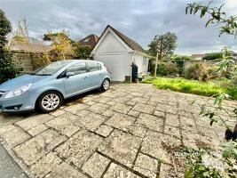 Picture #12 of Property #1022648541 in Falcon Drive, Mudeford, Christchurch BH23 4BA