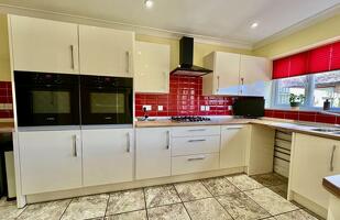 Picture #6 of Property #1023284931 in Hiltom Road, Ringwood BH24 1PW