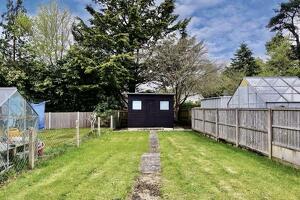 Picture #3 of Property #1023307641 in Drake Close, Ringwood BH24 1UG