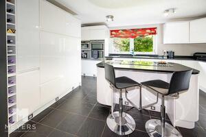 Picture #8 of Property #1024517931 in Ashley Heath, Ringwood BH24 2HB