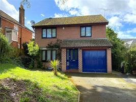 Picture #17 of Property #1028338641 in Hood Close, Wallisdown, Bournemouth BH10 4DF