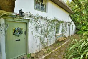 Picture #3 of Property #1030971741 in Wimborne Road, Corfe Mullen BH21 3DY