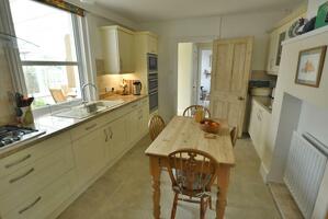 Picture #6 of Property #1033101441 in Burts Hill, Wimborne BH21 1NS