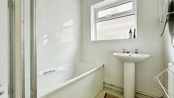 Picture #10 of Property #1036567641 in Granby Road, Bournemouth BH9 3NY