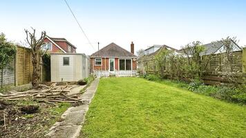 Picture #13 of Property #1036567641 in Granby Road, Bournemouth BH9 3NY