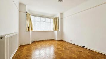 Picture #8 of Property #1036567641 in Granby Road, Bournemouth BH9 3NY