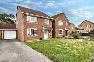 Picture #0 of Property #1037144931 in Bishop Close, Poole BH12 5HT