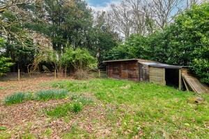 Picture #26 of Property #1037189541 in Picket Hill, Ringwood, New Forest BH24 3HH