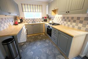 Picture #3 of Property #1037742741 in Moss Drive, Marchwood, Southampton SO40 4YD