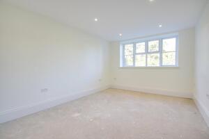 Picture #17 of Property #1040766441 in Forest Road, Burley, Ringwood BH24 4DQ