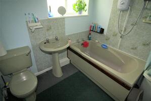 Picture #11 of Property #1041836331 in Hurn Road, Christchurch BH23 2RW