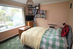 Picture #9 of Property #1041836331 in Hurn Road, Christchurch BH23 2RW