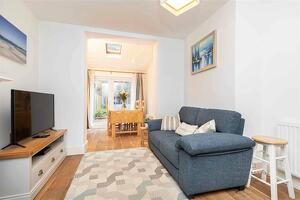 Picture #6 of Property #1046606241 in Wicklea Road, Wick Village, Bournemouth BH6 4LP