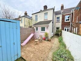 Picture #10 of Property #1047202641 in York Place, Pokesdown, Bournemouth BH7 6JL