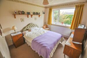 Picture #4 of Property #1047497541 in Hayes Lane, Colehill, Wimborne BH21 2JF