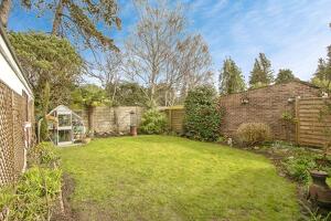 Picture #1 of Property #1047827541 in Yarmouth Road, Branksome, Poole BH12 1JN