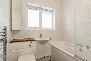 Picture #9 of Property #1047827541 in Yarmouth Road, Branksome, Poole BH12 1JN