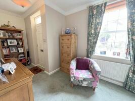Picture #2 of Property #104801158 in Market Close, Poole BH15 1NE