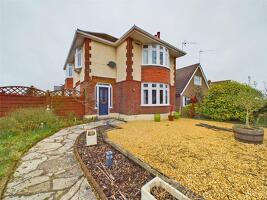 Picture #0 of Property #1049540541 in Tuckton Road, Bournemouth BH6 3HS