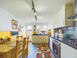 Picture #5 of Property #1049540541 in Tuckton Road, Bournemouth BH6 3HS