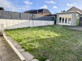 Picture #23 of Property #1049659341 in Gladstone Road, Parkstone, Poole BH12 2LY