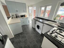 Picture #6 of Property #1049659341 in Gladstone Road, Parkstone, Poole BH12 2LY