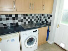 Picture #7 of Property #1052709141 in Amey Gardens SO40 2BB
