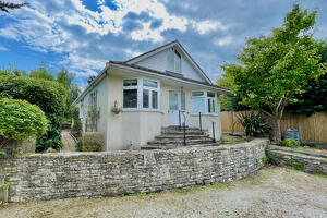 Picture #0 of Property #1053499731 in Lighthouse Road, Swanage BH19 2JJ