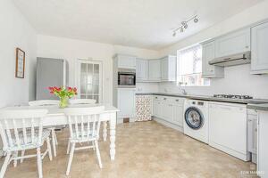 Picture #6 of Property #1054222641 in Saxonbury Road, Tuckton, Southbourne BH6 5ND