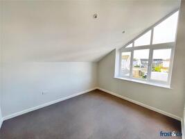 Picture #10 of Property #1054490241 in South Western Crescent, Whitecliff, Poole BH14 8RS