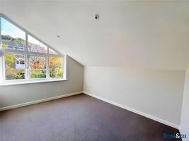 Picture #13 of Property #1054490241 in South Western Crescent, Whitecliff, Poole BH14 8RS