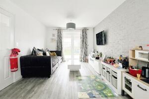 Picture #5 of Property #1056355641 in Trentham Avenue, Bournemouth BH7 7HS