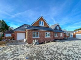 Picture #0 of Property #1058971131 in Forest Close, Highcliffe, Christchurch BH23 4QF