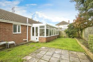 Picture #6 of Property #1059037641 in South Park Road, Poole BH12 5BG