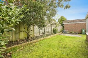 Picture #8 of Property #1059037641 in South Park Road, Poole BH12 5BG