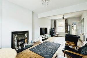 Picture #9 of Property #1059319641 in Muscliffe Road, Bournemouth BH9 1PZ