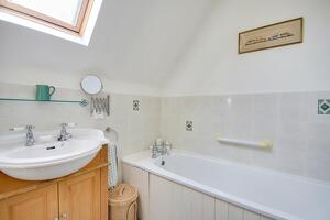 Picture #10 of Property #1059666441 in Esdaile Lane, Burley, Ringwood BH24 4AF