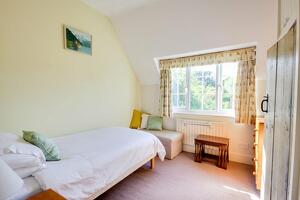 Picture #9 of Property #1059666441 in Esdaile Lane, Burley, Ringwood BH24 4AF