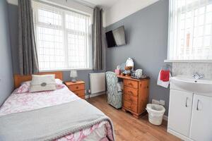 Picture #11 of Property #1060045731 in Kings Road West, Swanage BH19 1HF